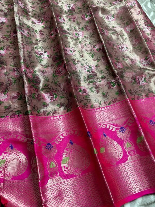 Image 2024-07-18 at 18.10.27 (8) Pink Gayatri Silk with Peacock & Flower Saree, Woven with Zari border