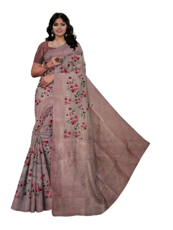 Image 2024-07-25 at 19.36.27 (11) Model wearing Dola Silk Saree with Gold-Silver Zari