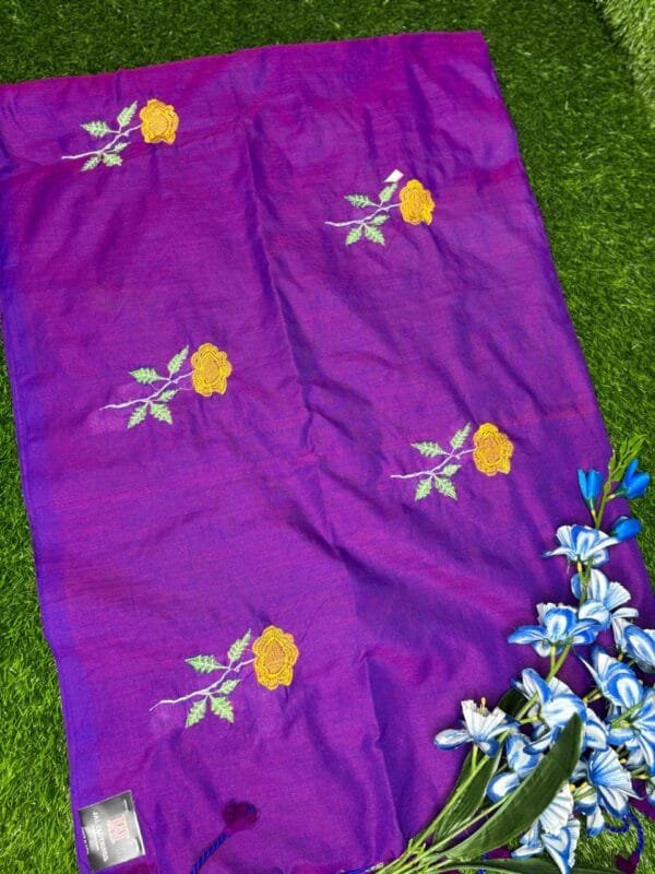 Khadi purple Saree rose flower full view